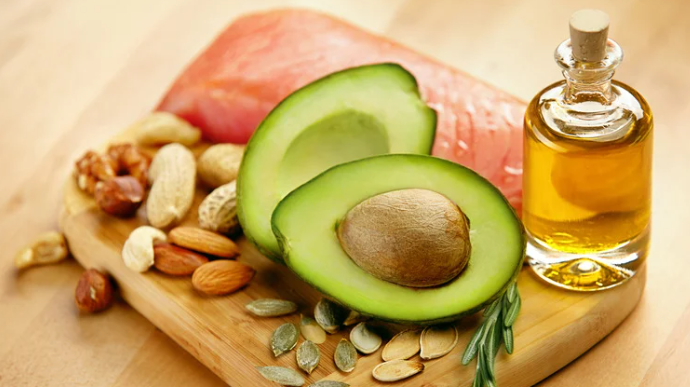 What Your Olive Oil’s Peppery Kick Says About Healthy Fats
